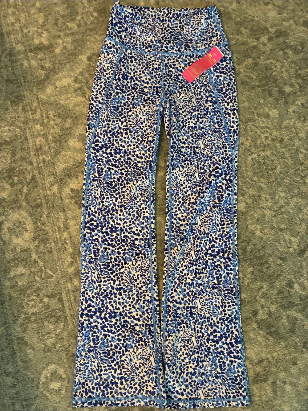 Lilly Pulitzer Blue Leopard Print Flare Pants NWT never worn
